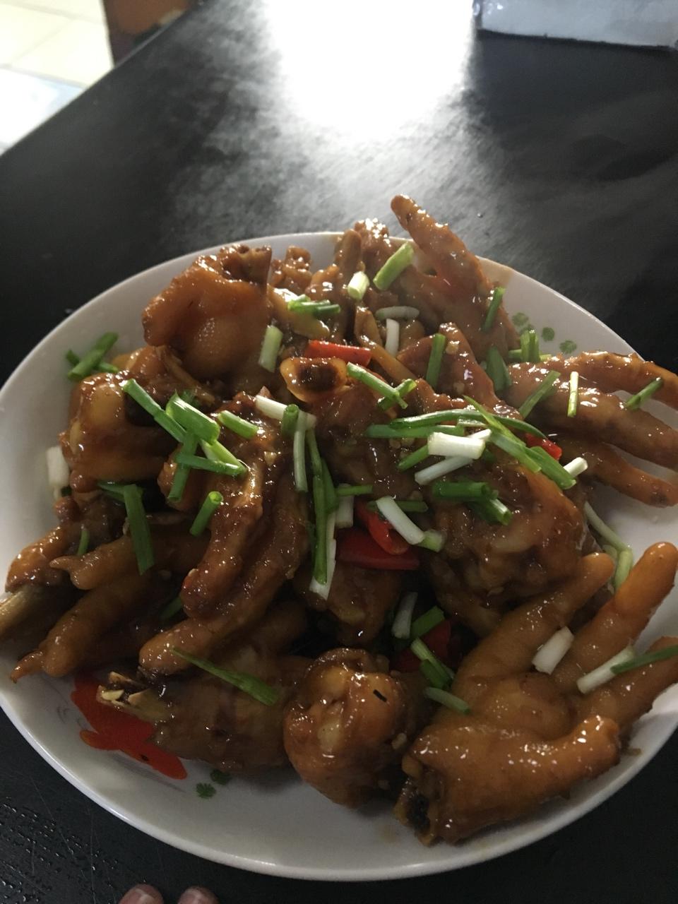 香辣烧鸡爪