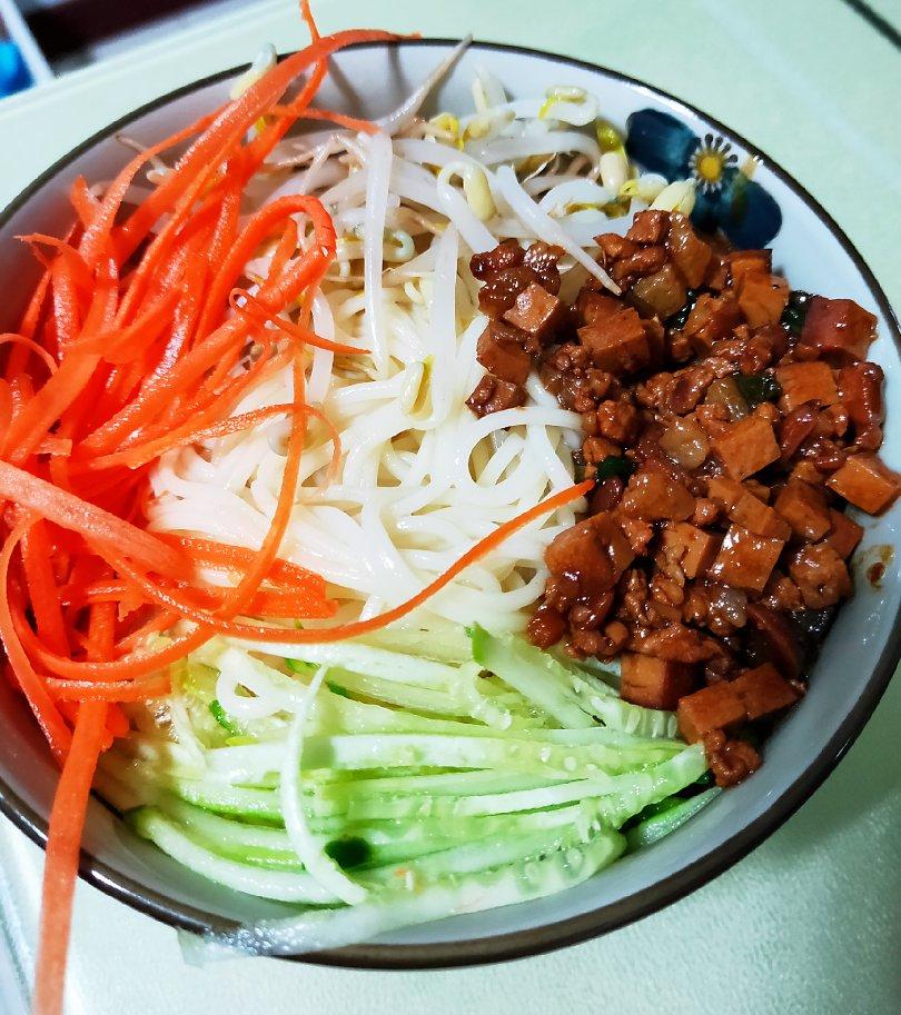 炸酱面