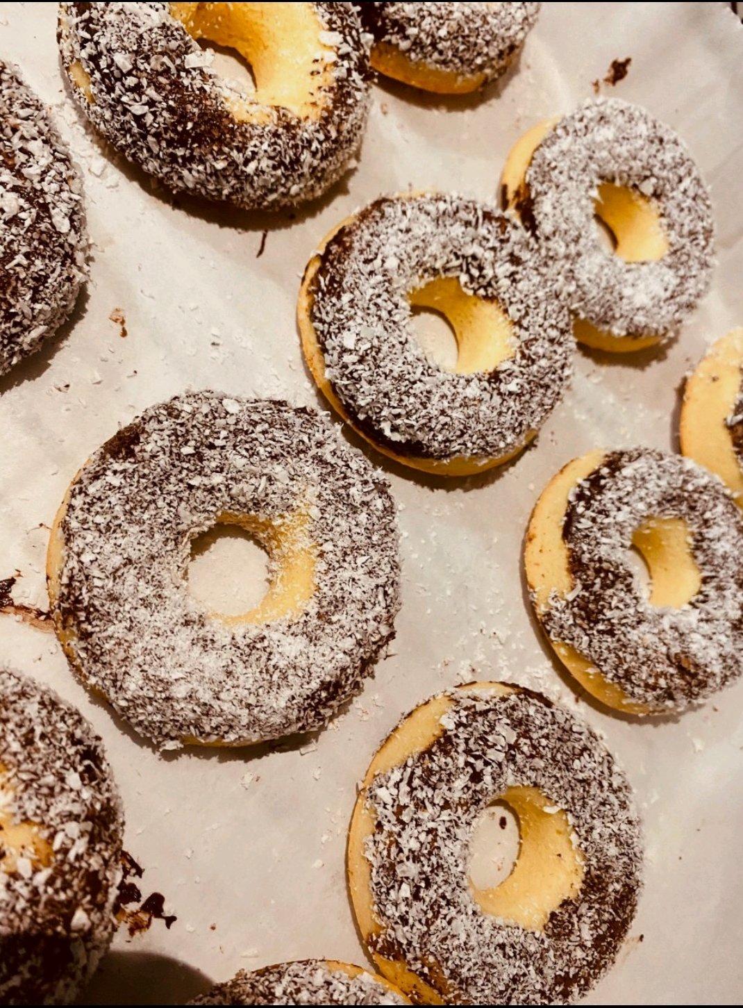 治愈系香芋巧克力甜甜圈