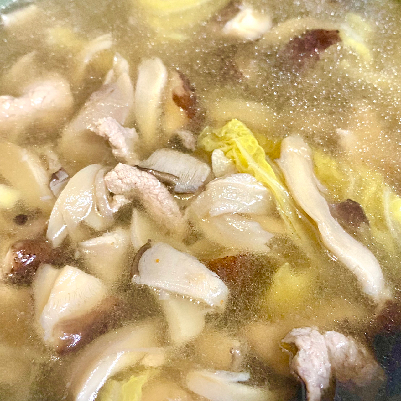 菌菇肉汤的做法
