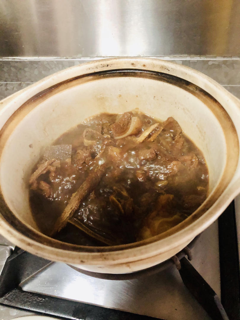 有滋有味香到吮指的酱骨架