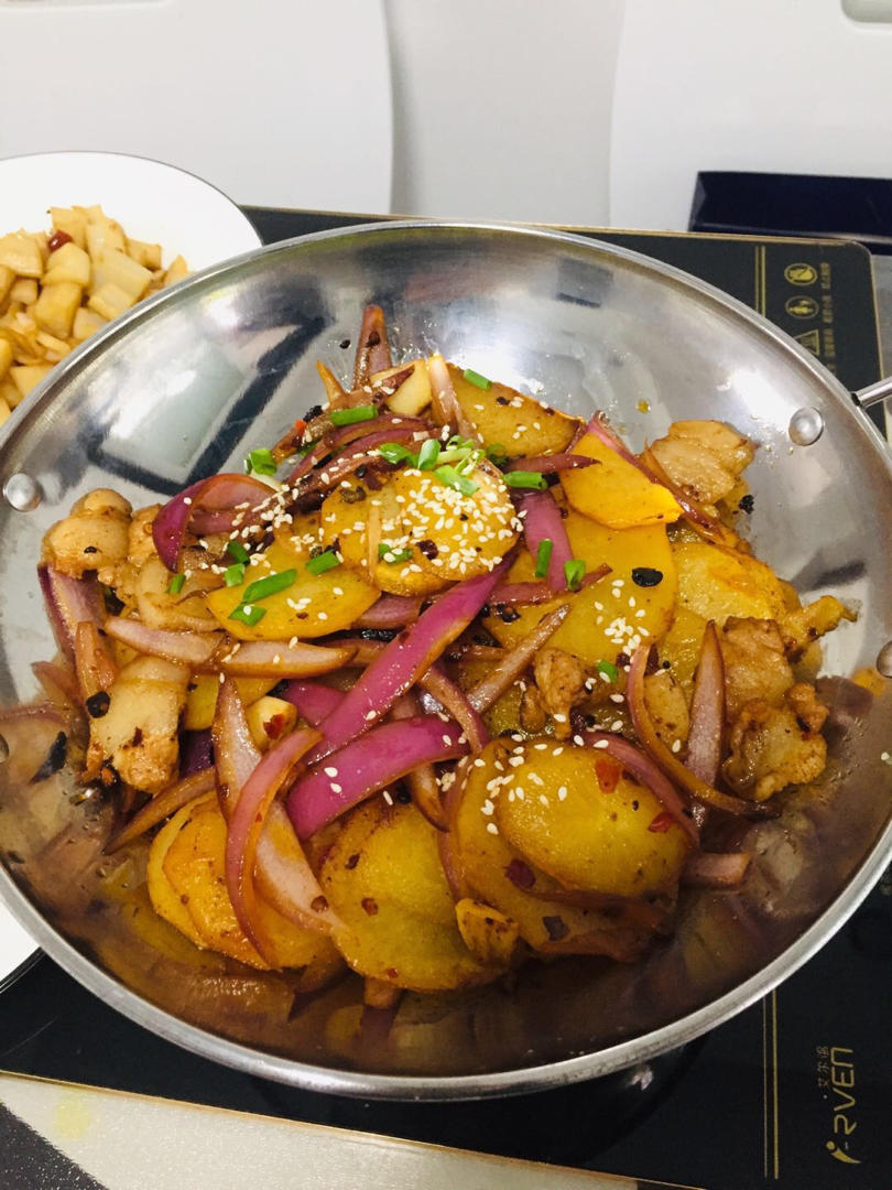 干锅土豆片