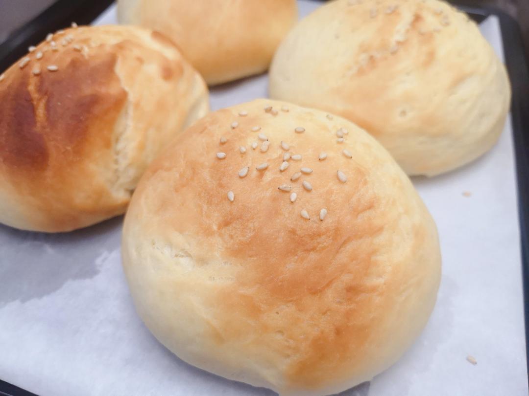 🥛超简单快手，柔软拉丝，一次发酵，牛奶小餐包