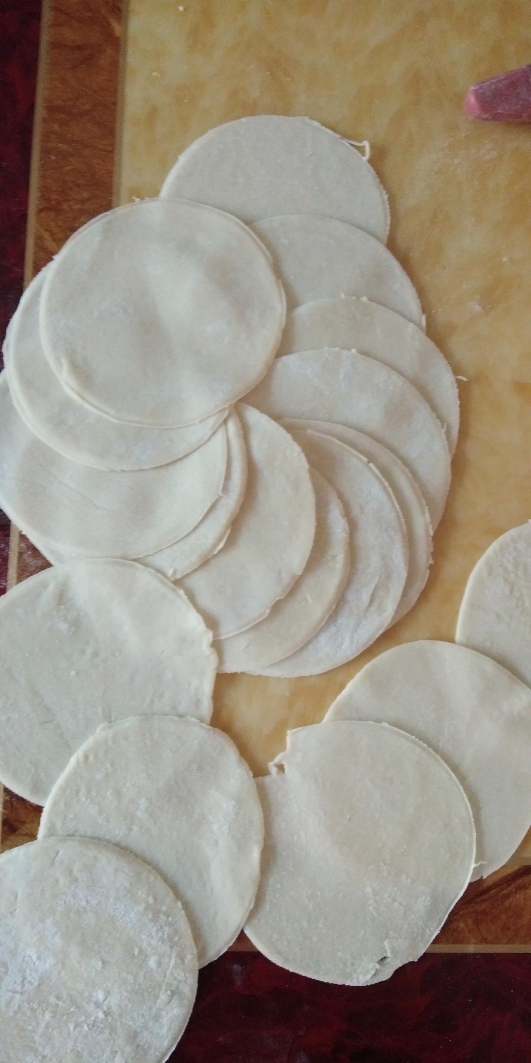 饺子皮新手我也是第一次做成功