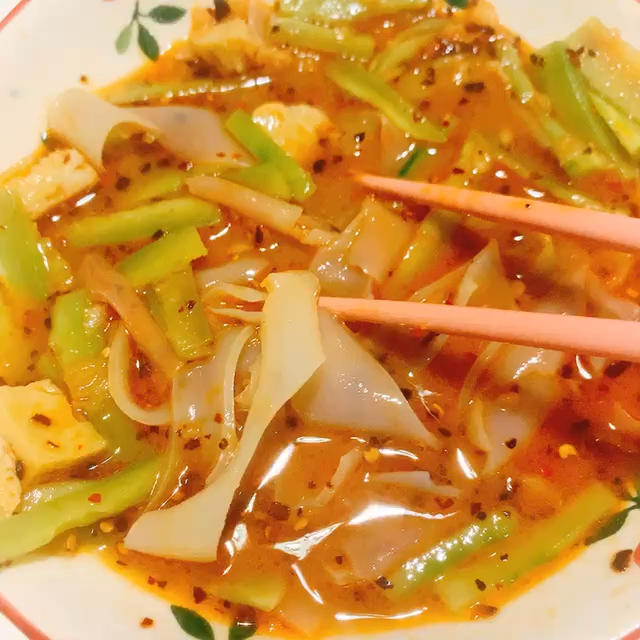 凉皮-家庭自制（告诉你自己做更劲道的秘诀）