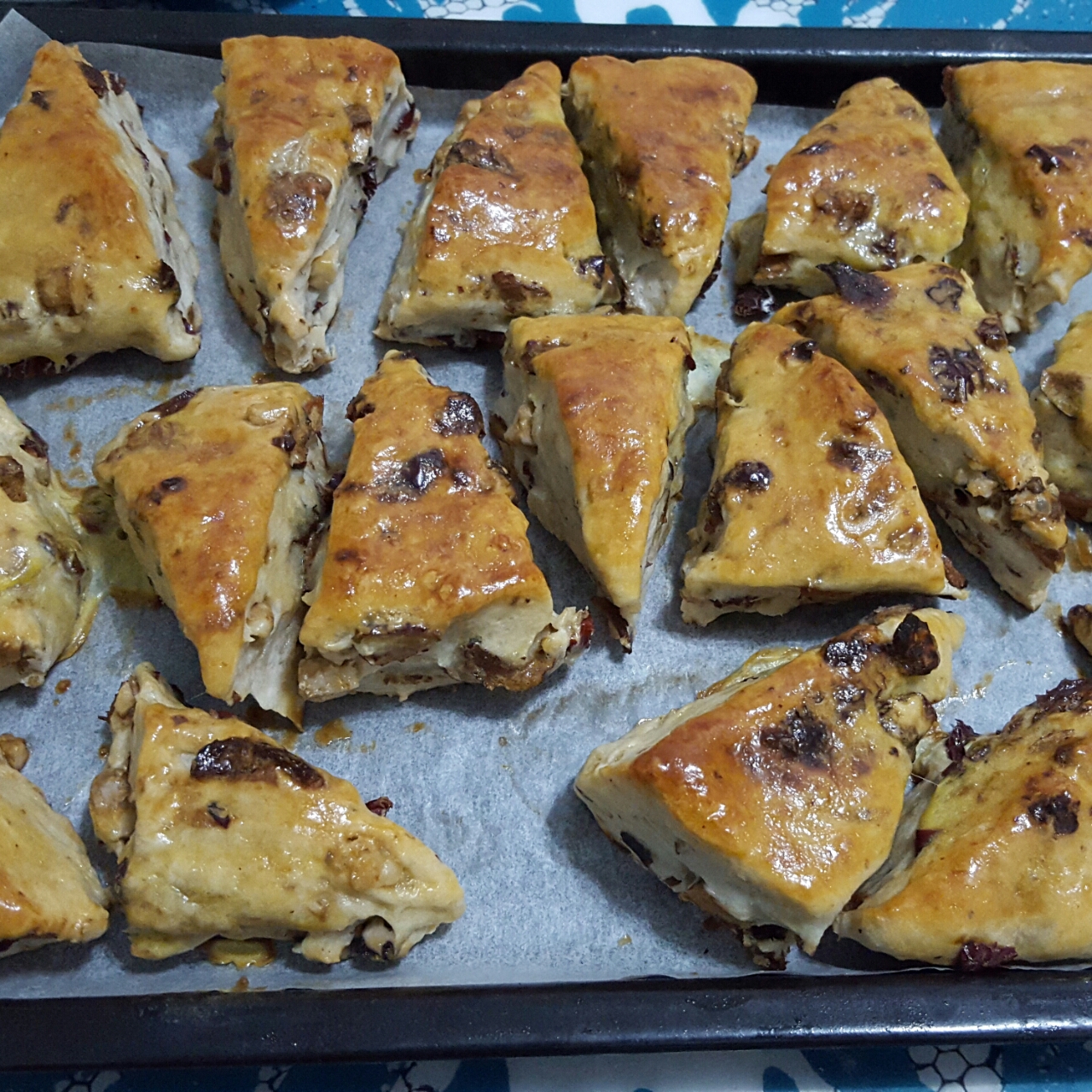 藤田千秋的红枣核桃酸奶司康（伪）