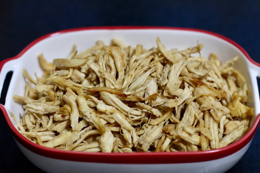 【美味鸡胸肉干丝】