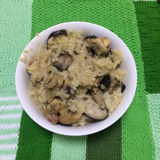 鲜菇鸡腿焗饭
