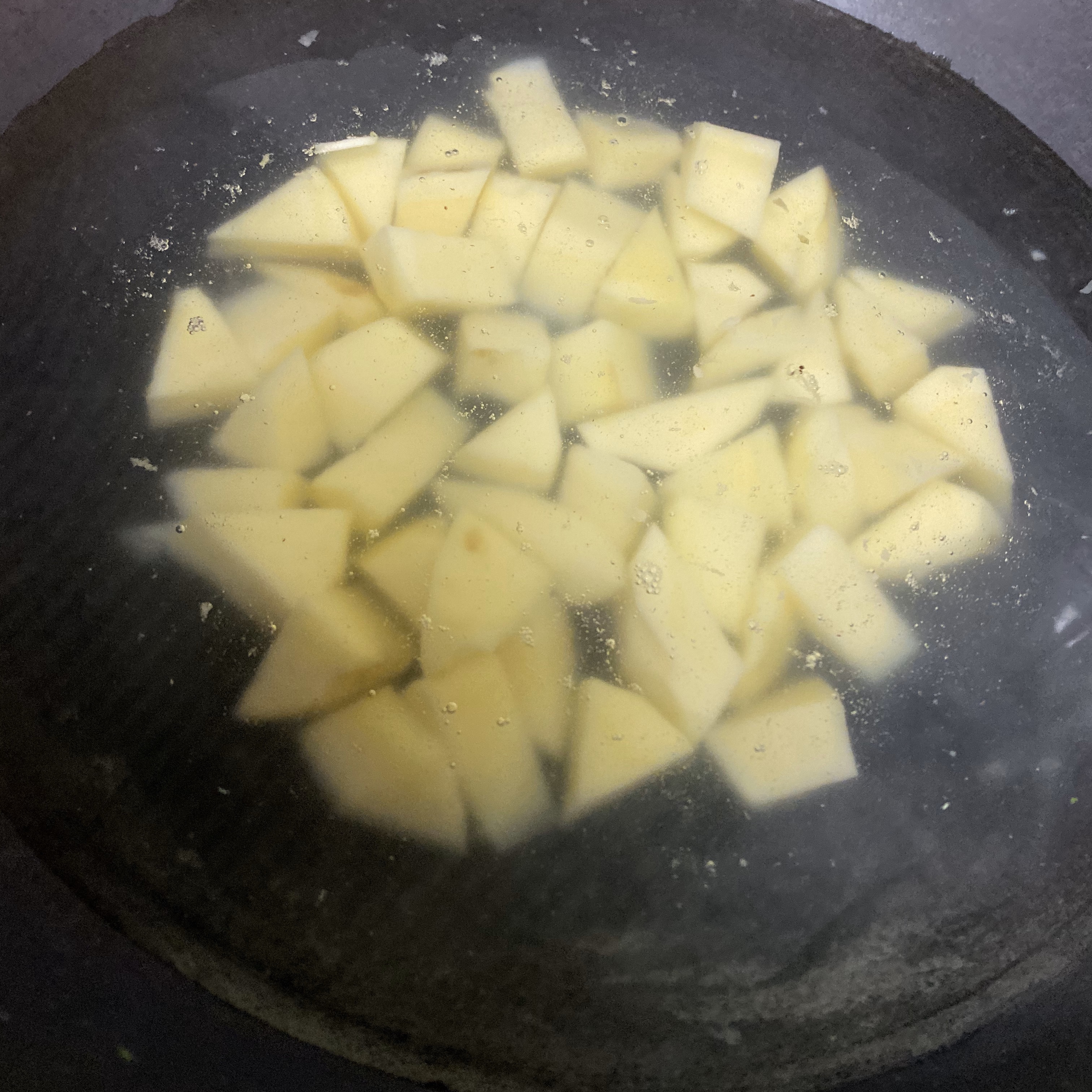 空气炸锅版狼牙土豆的做法 步骤1