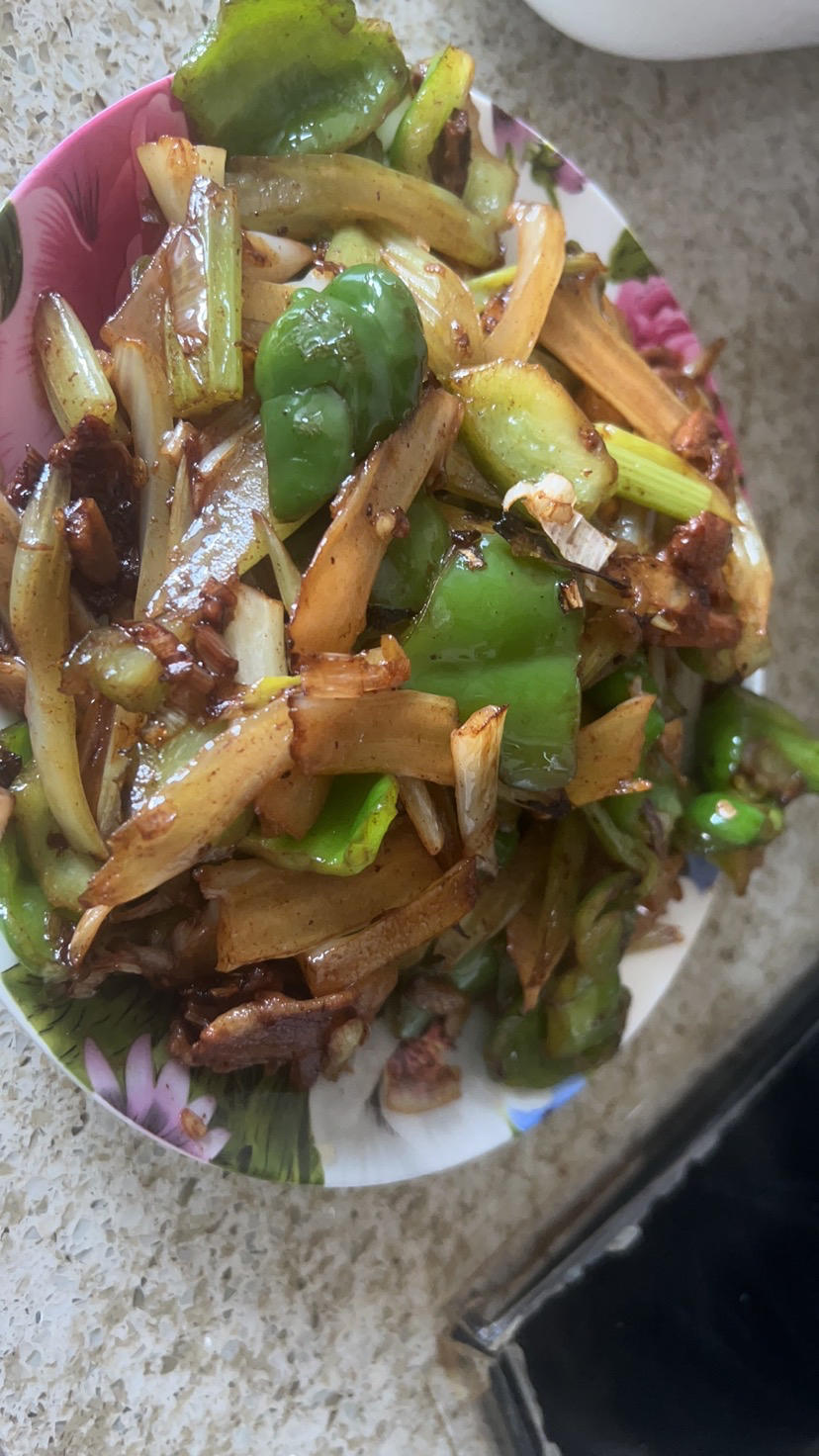 辣椒芹菜炒肉片