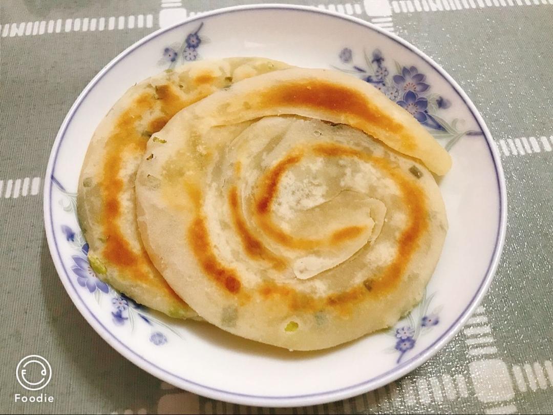 堂妈教你做飘香葱油饼