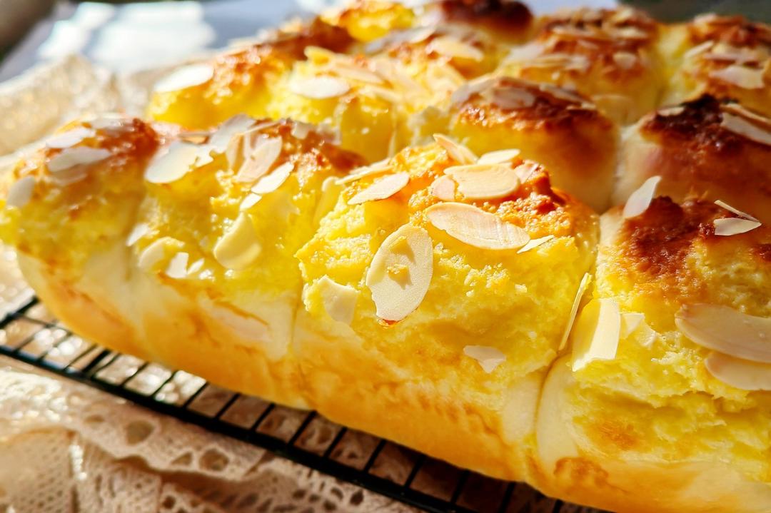 椰蓉餐包（方盘）