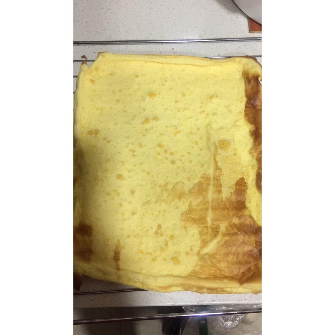 戚风奶油蛋糕卷