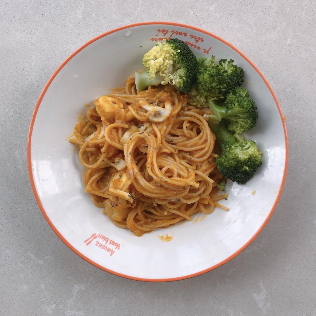 ⚠️低脂高蛋白🥚奶香浓香    🍝南瓜虾仁意面🍝
