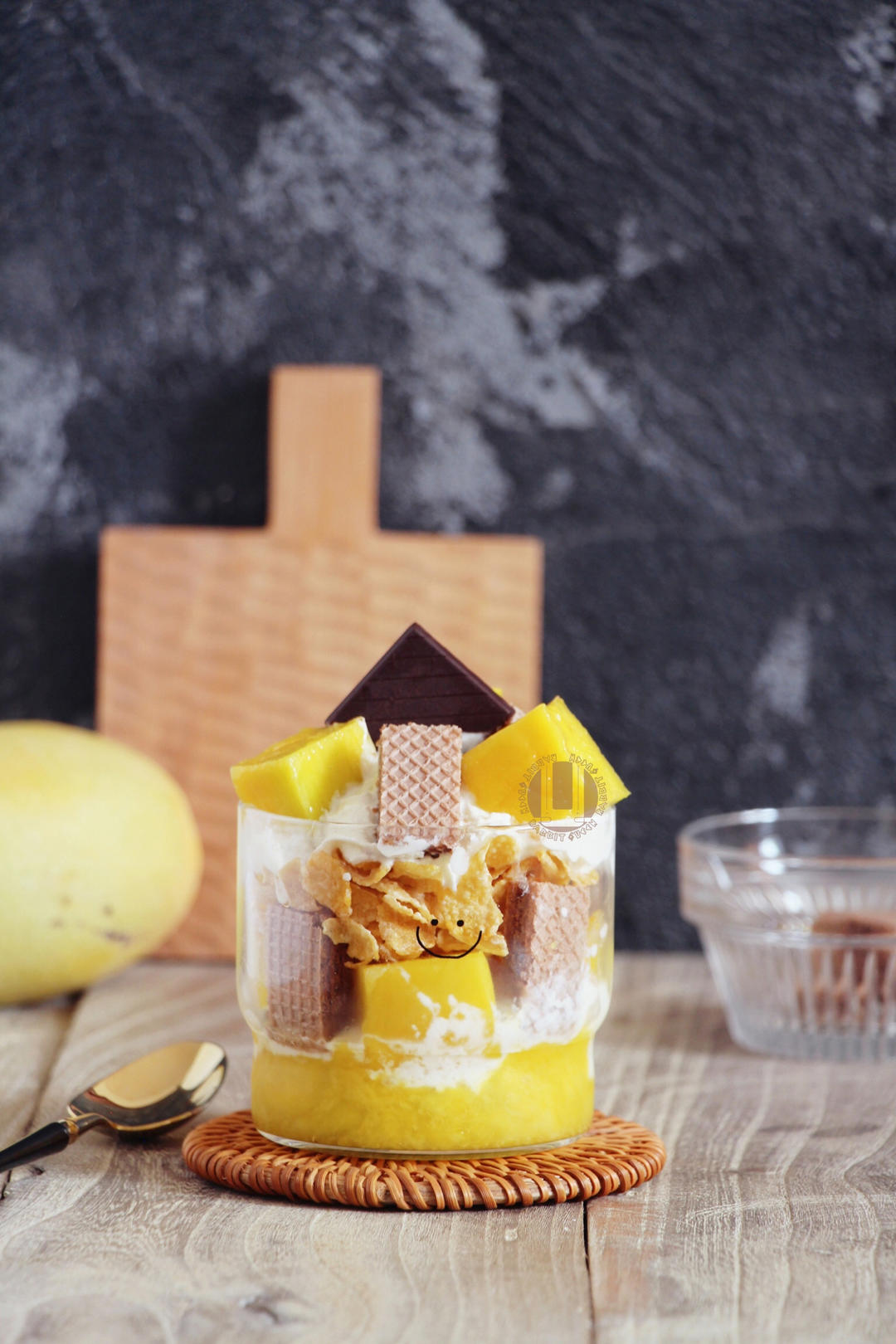 芒果芭菲（有手就能做！）