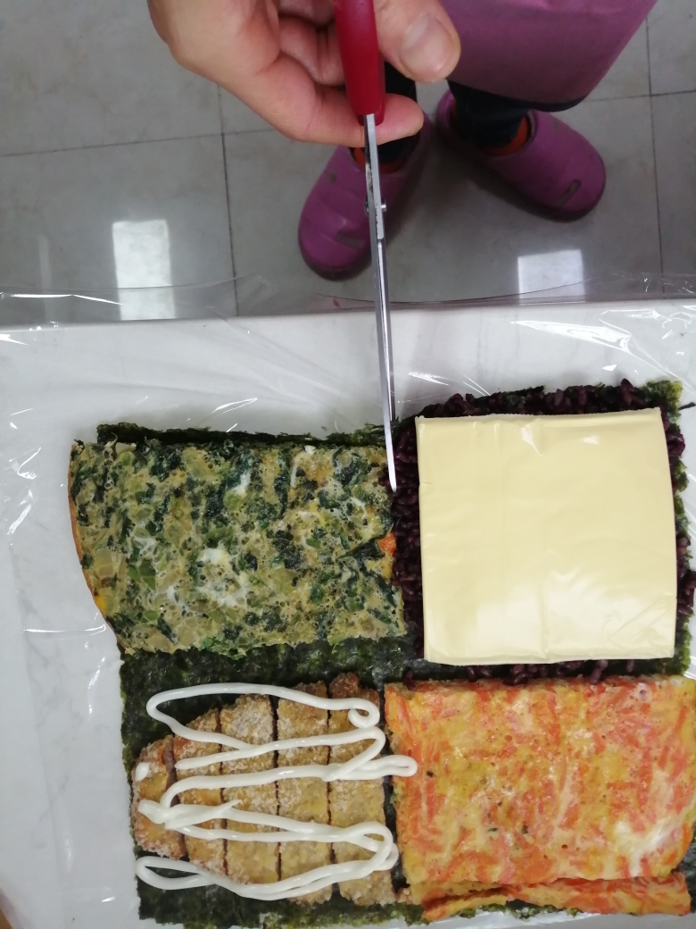 叠叠乐缤纷海苔三色糙米饭团低脂饱腹营养快手食材边角料利用的做法 步骤16