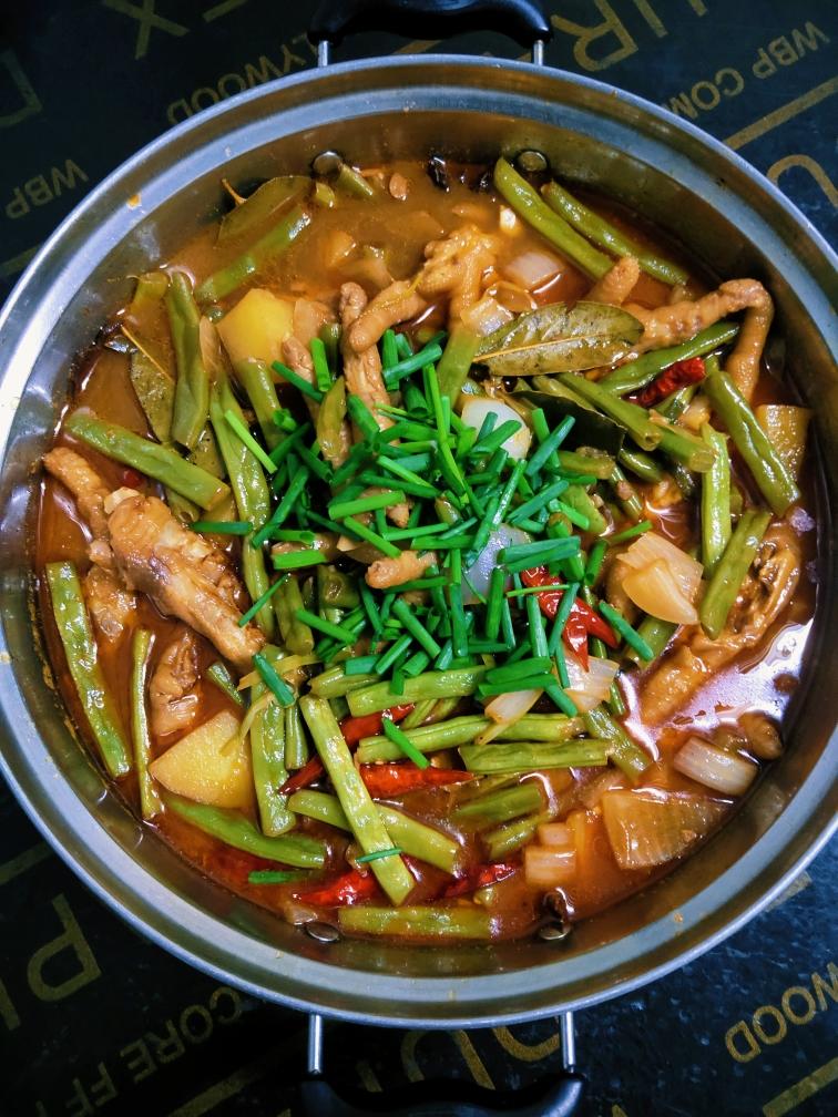 鸡爪煲