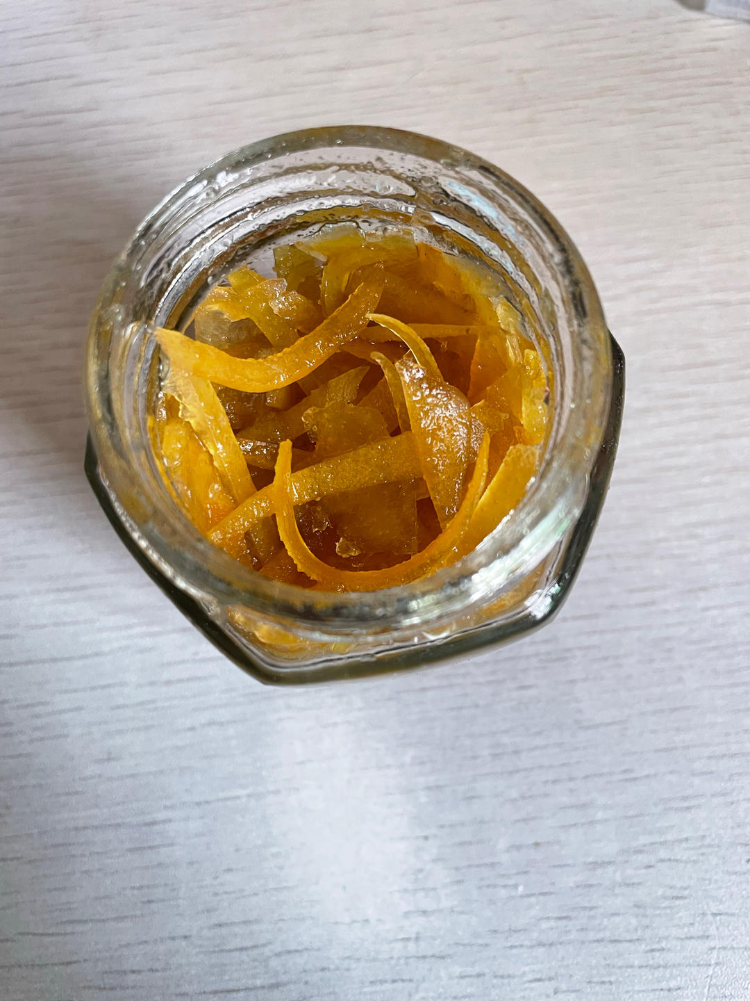 糖渍西柚皮－－橙皮，柚子，桔子一类都可以噢