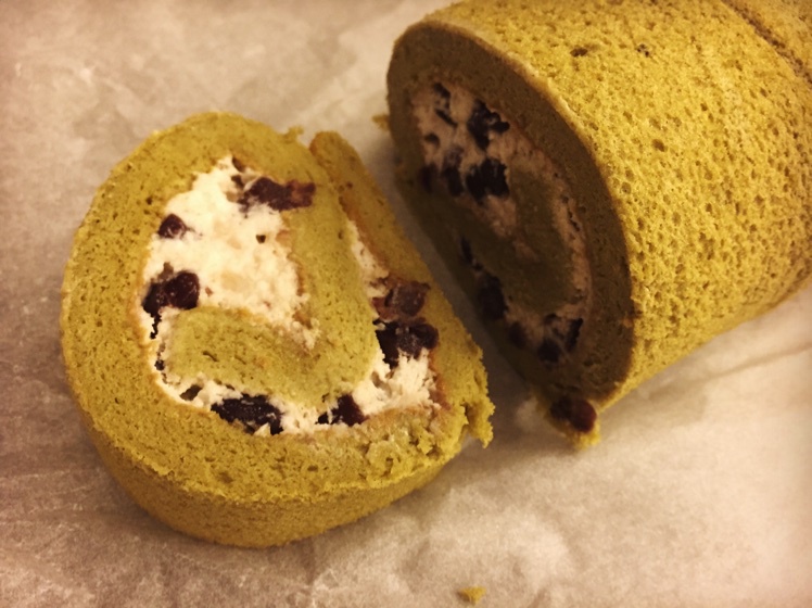 抹茶戚风蛋糕卷