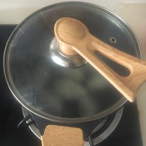 教你正确煮速冻饺子的方法，不干裂不破皮不粘锅！的做法 步骤6