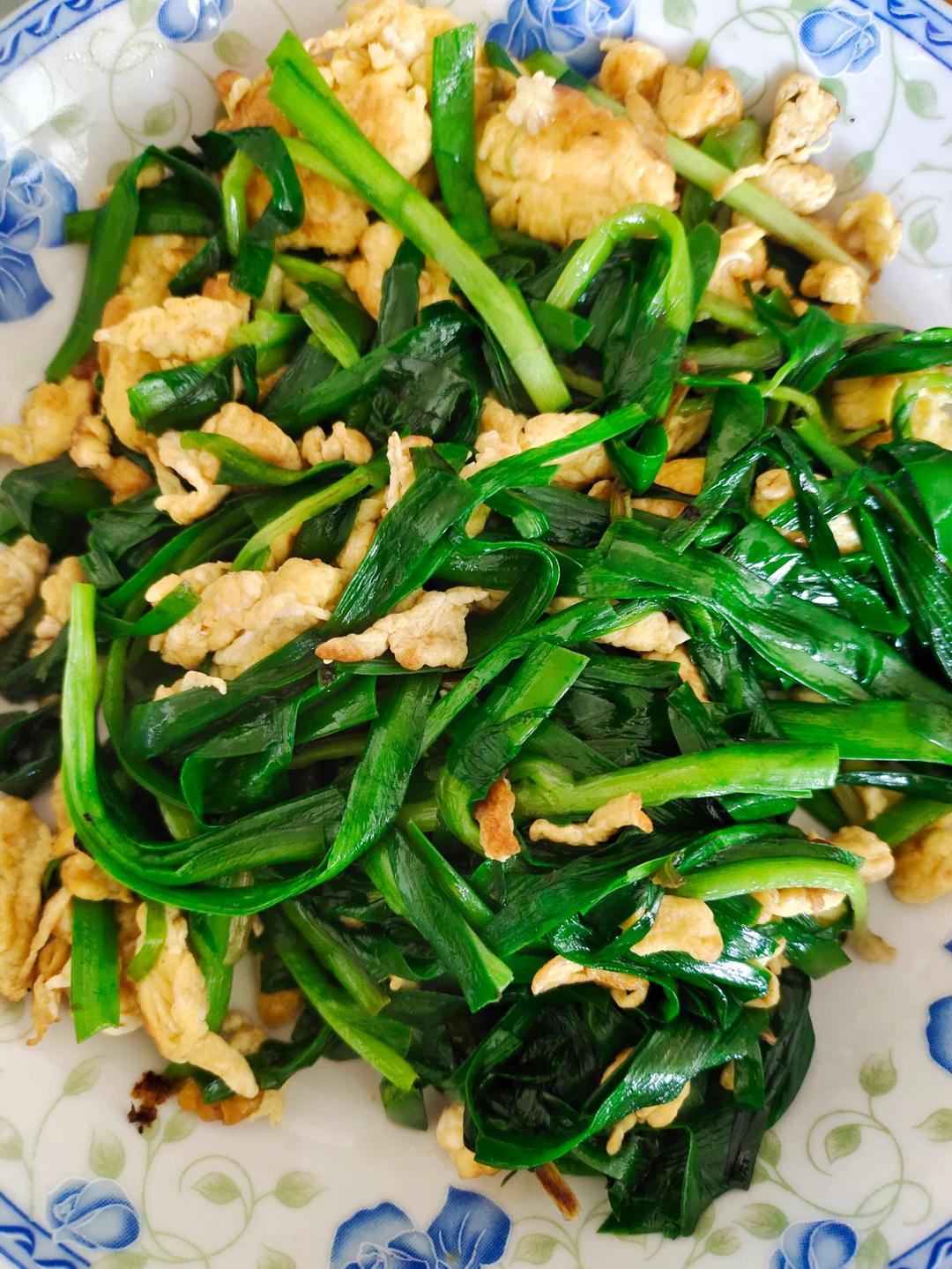 韭菜炒鸡蛋——三分钟快手下饭菜 掌握火候的秘诀