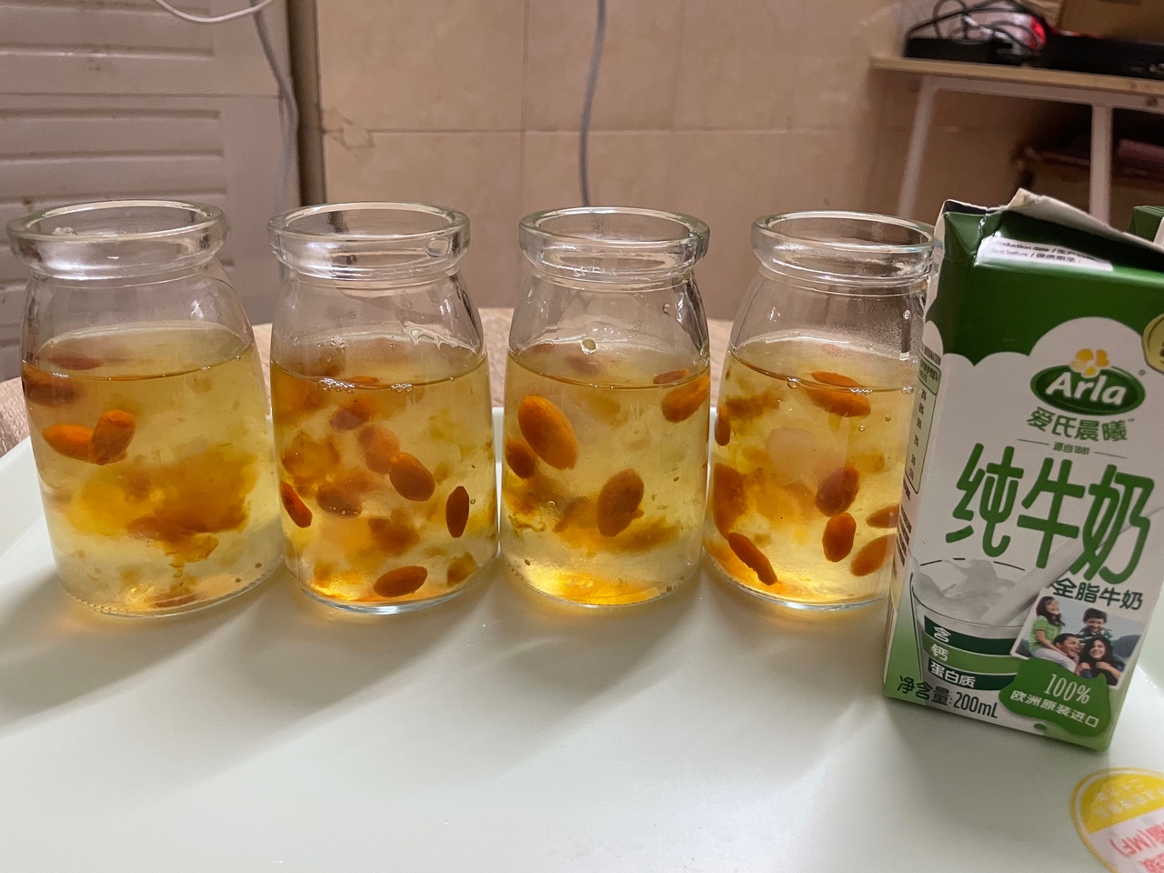 零失败 桃胶皂角米雪燕枸杞糖水的做法 步骤4