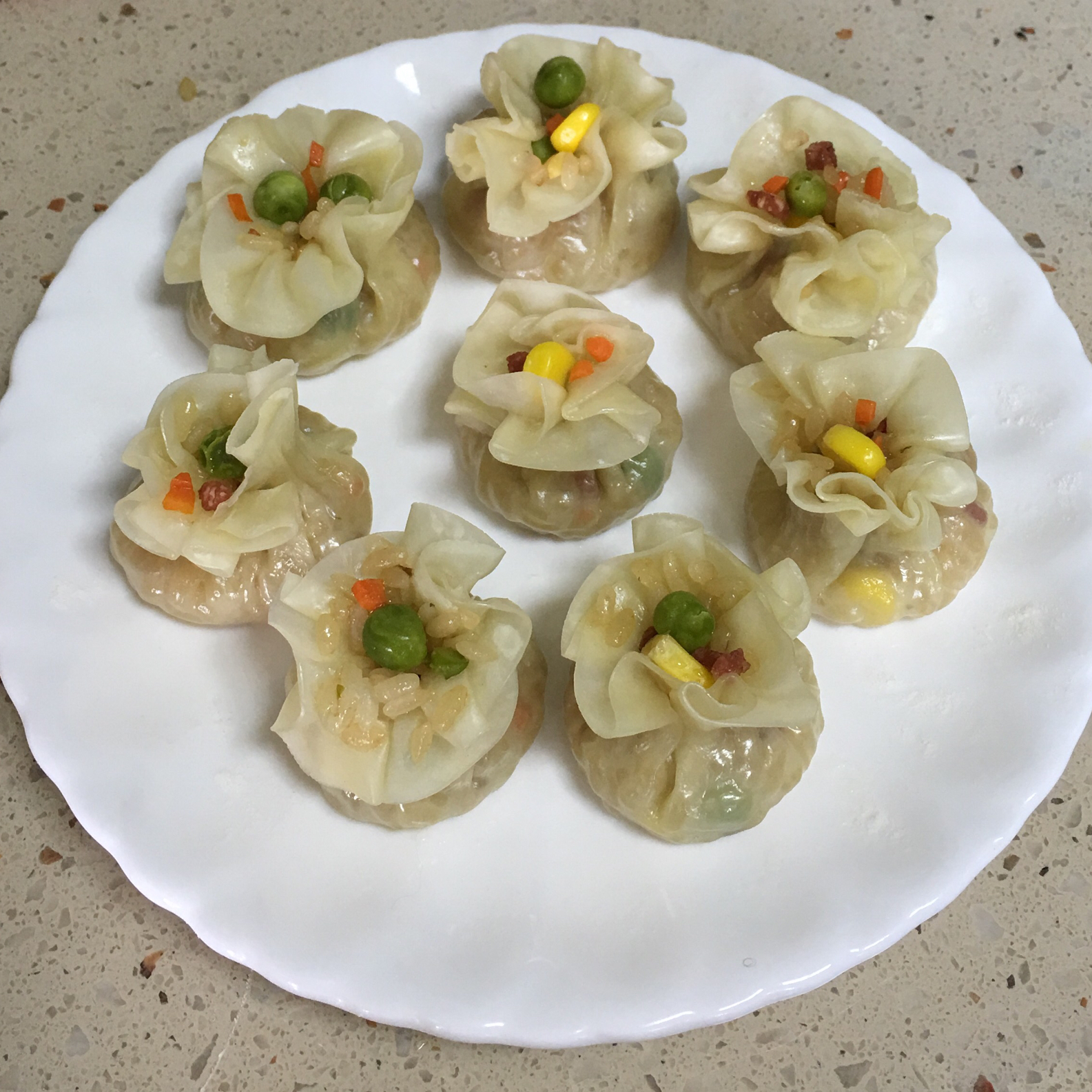 馄饨皮糯米烧麦