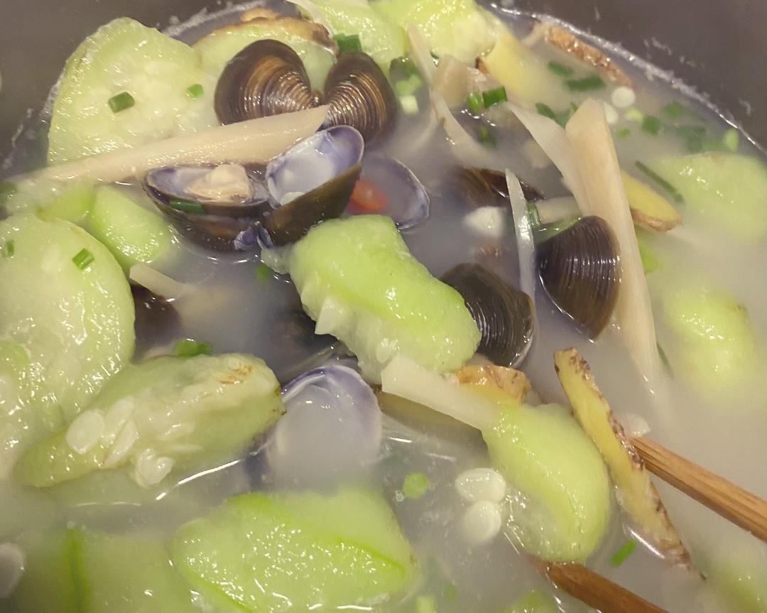 水乡蚬肉汤的做法