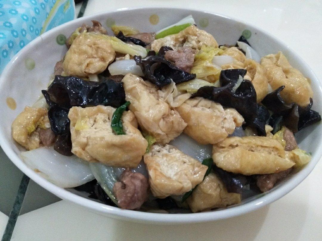 白菜猪肉炒木耳——如何炒瘦肉不老不柴