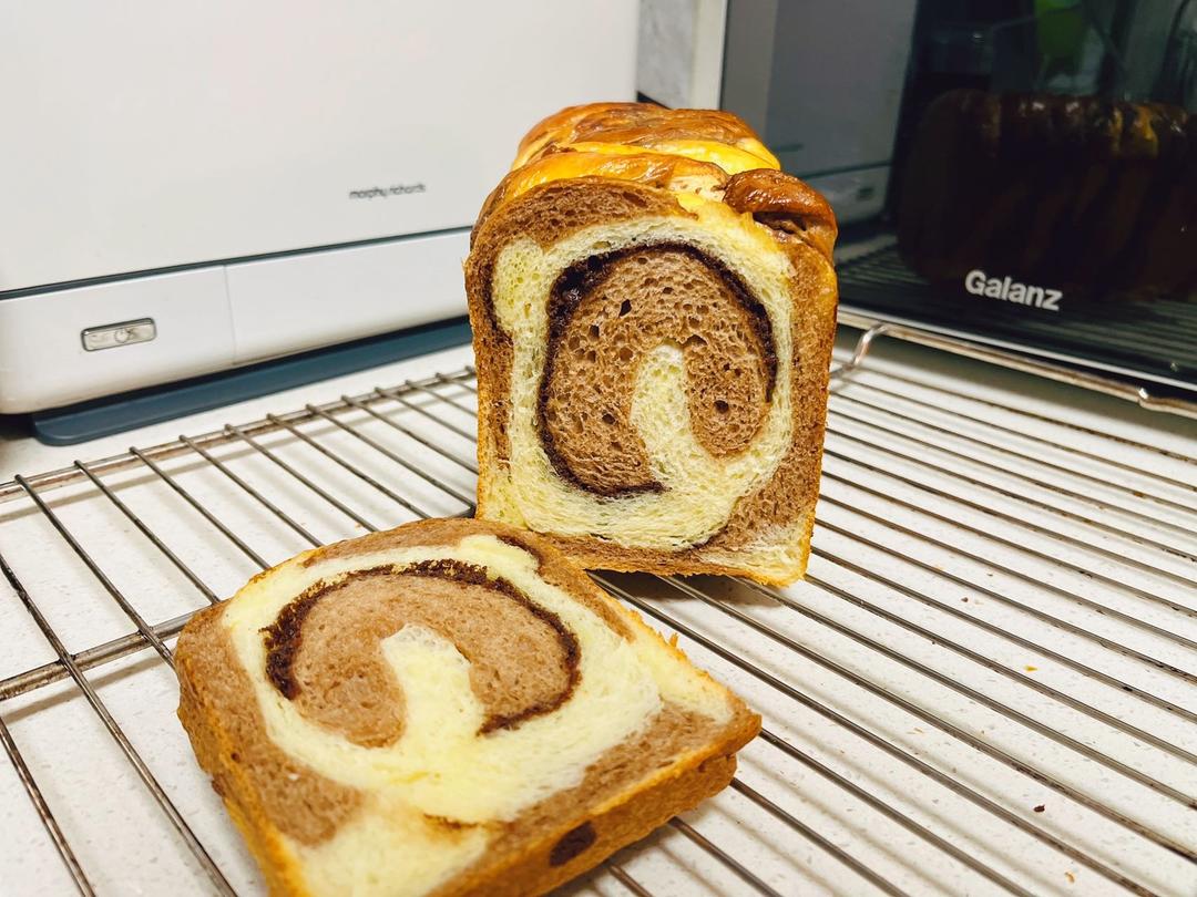 双色巧克力奶酥吐司