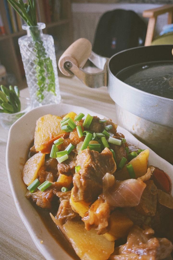 番茄土豆炖牛腩