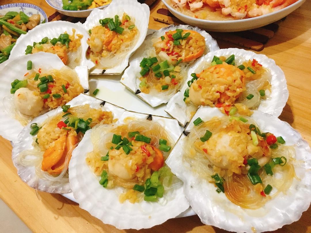蒜蓉粉丝蒸扇贝