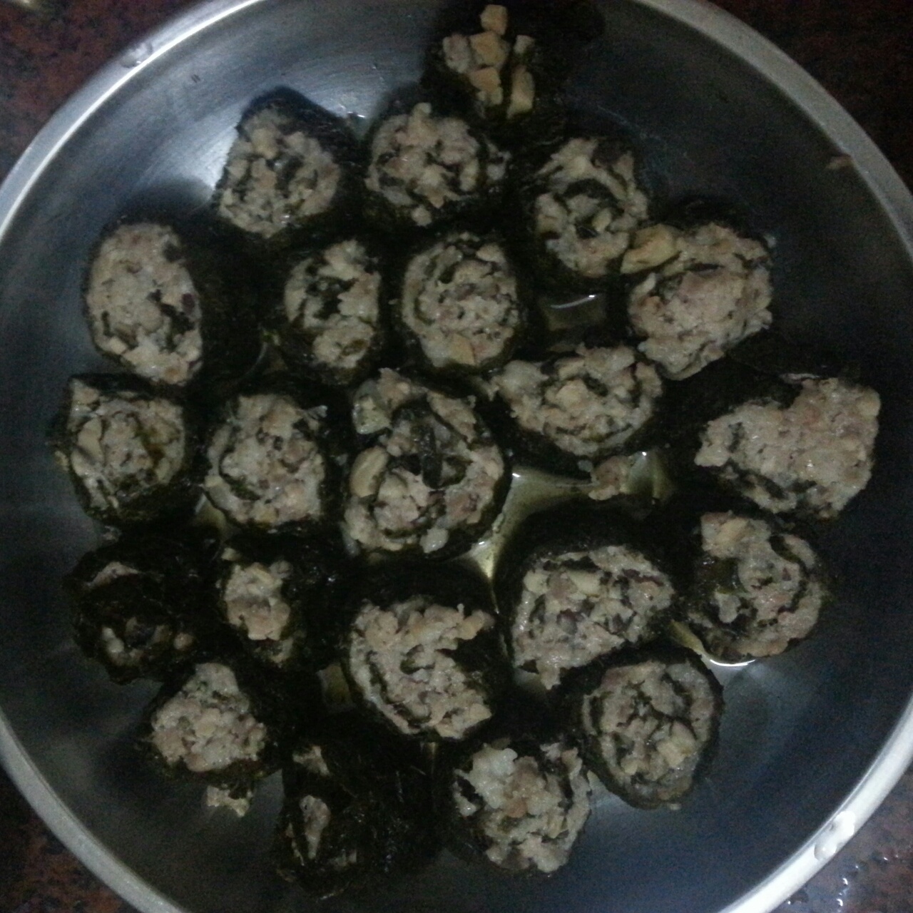 胡萝卜紫菜肉卷