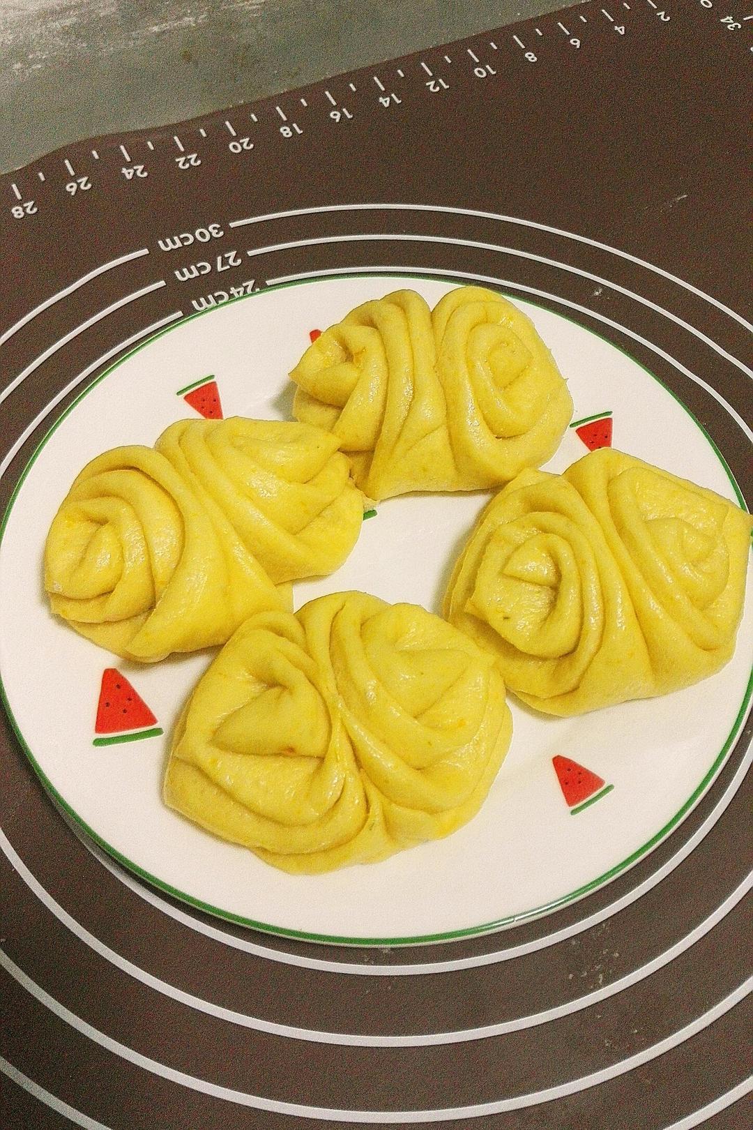 南瓜花卷馒头