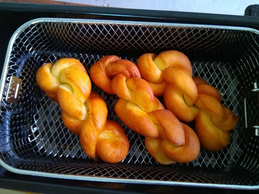 超级松软的奶香麻花