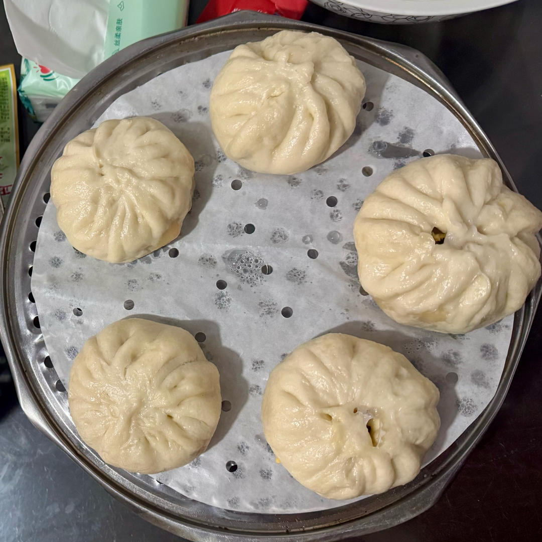 胡萝卜木耳鸡蛋素包子