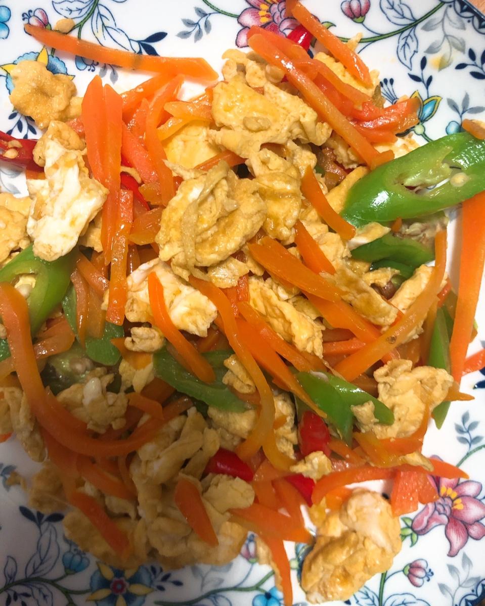 胡萝卜炒鸡蛋