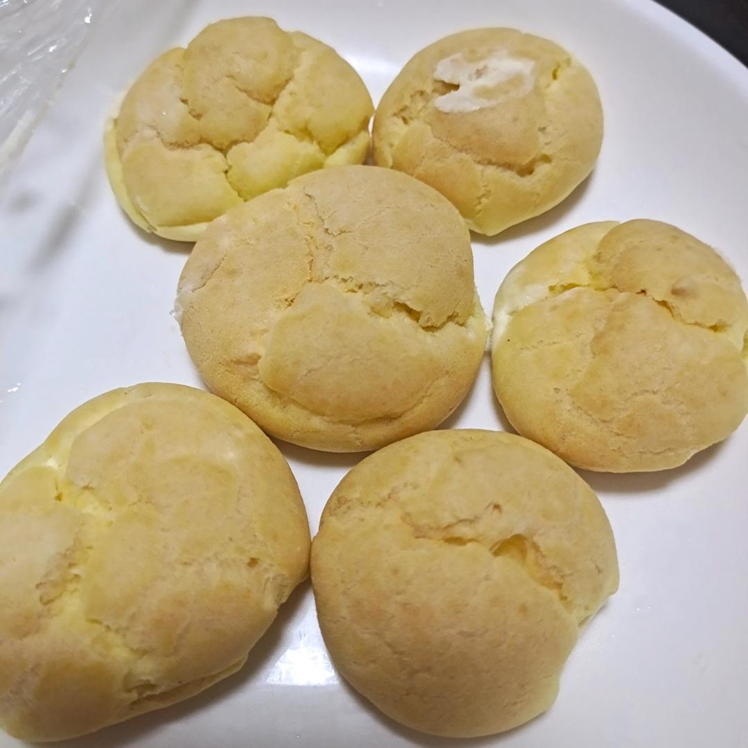 简单易成功的奶油小泡芙做法