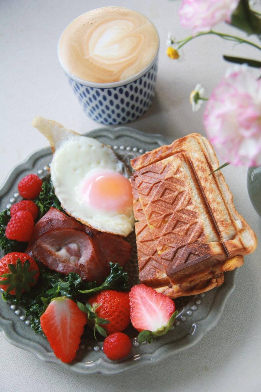 维纳斯苹果蜜红豆全麦吐司热压三明治