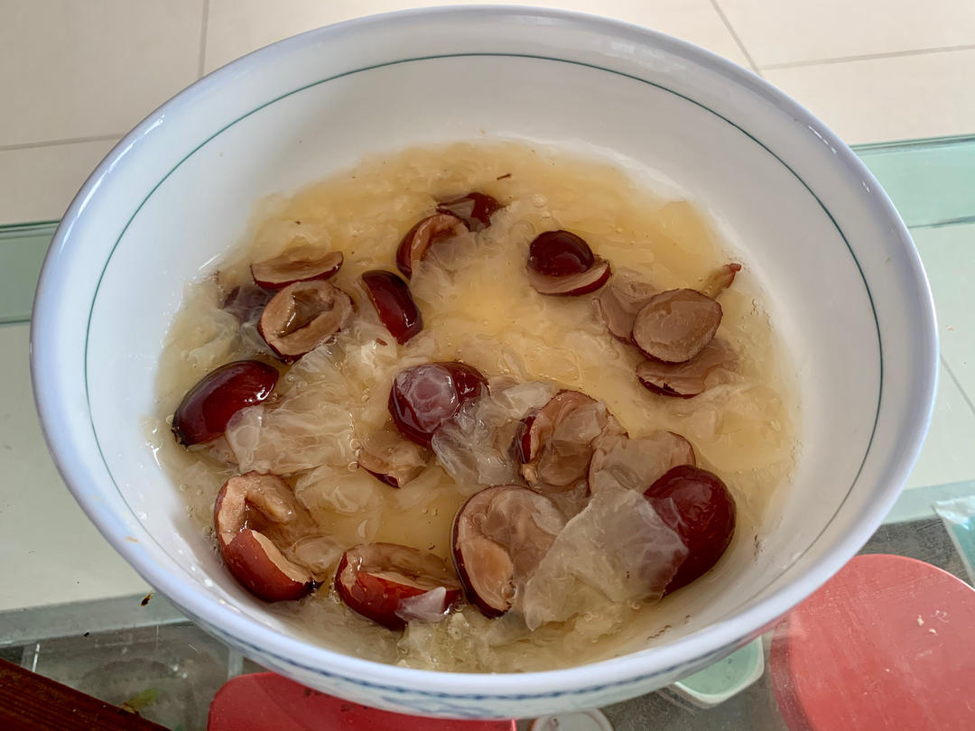 银耳红枣汤（鲜银耳）