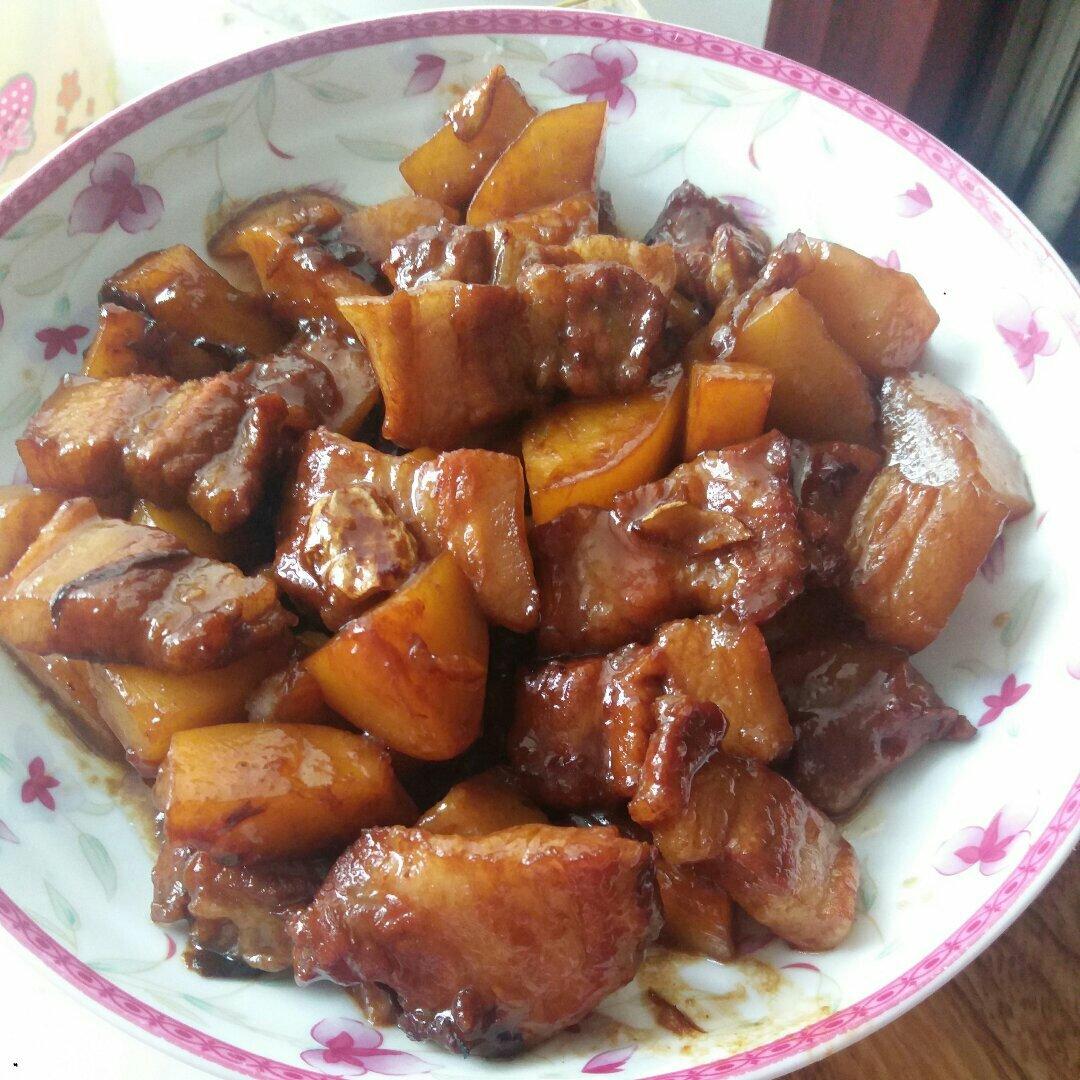 红烧肉炖土豆