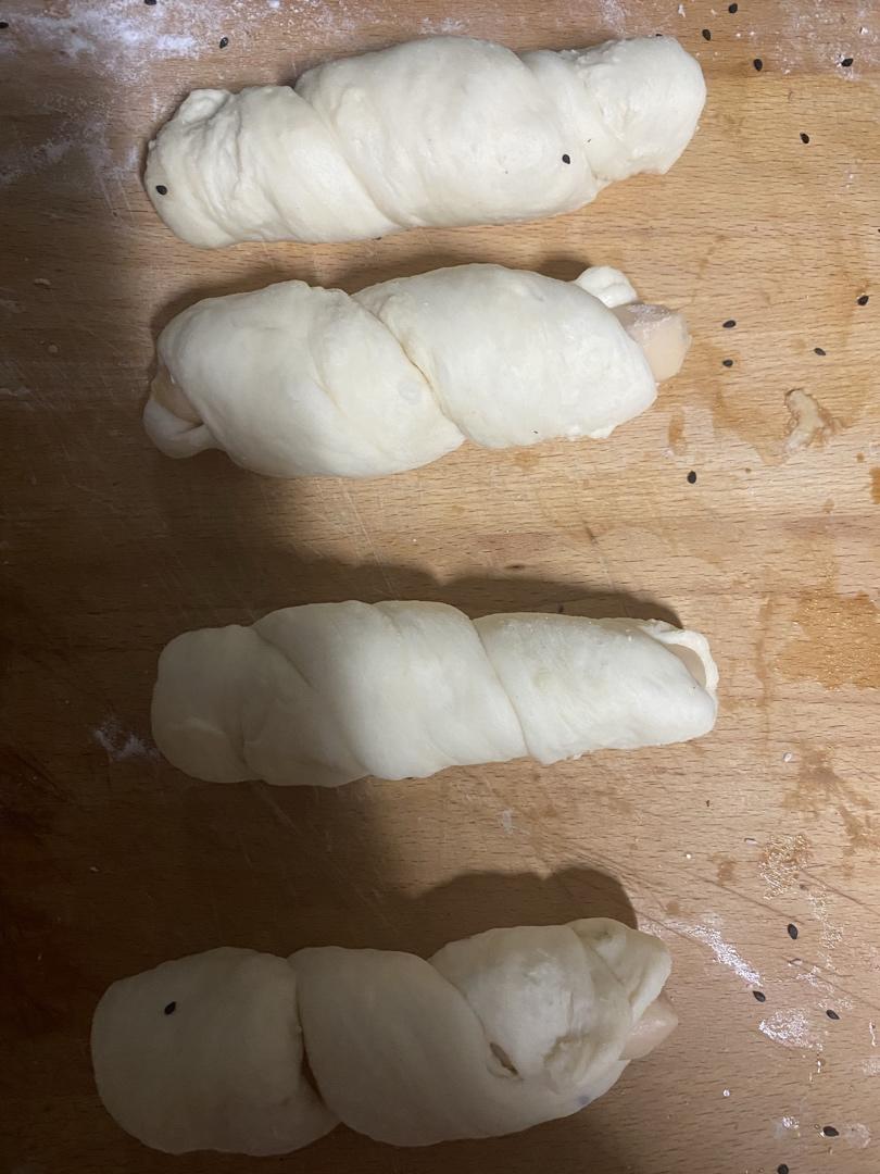 热狗小面包-既能作早餐又能作零食，咬一口就是满满的幸福