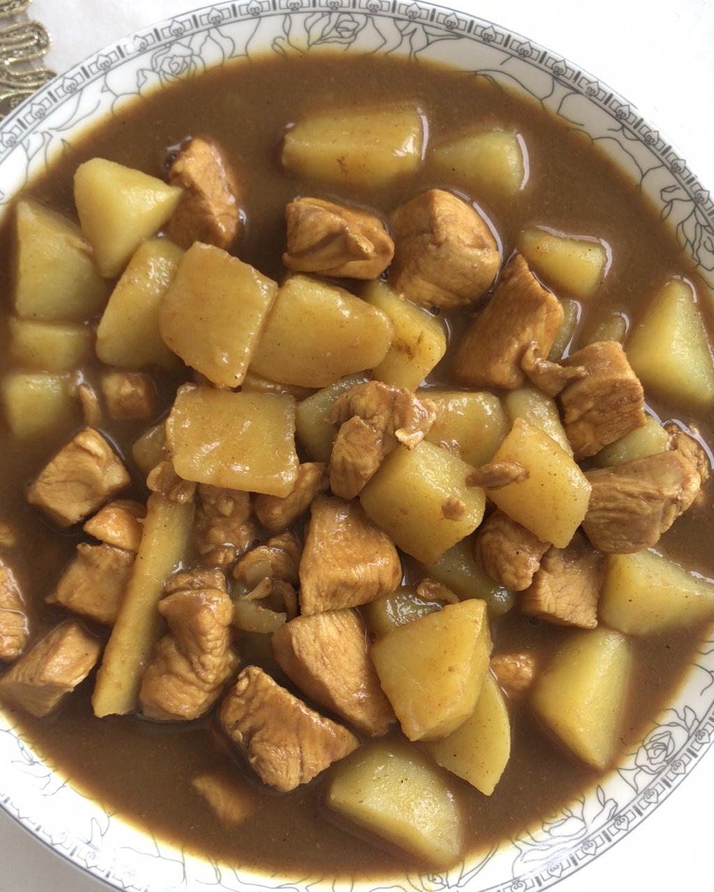 咖喱鸡肉饭
