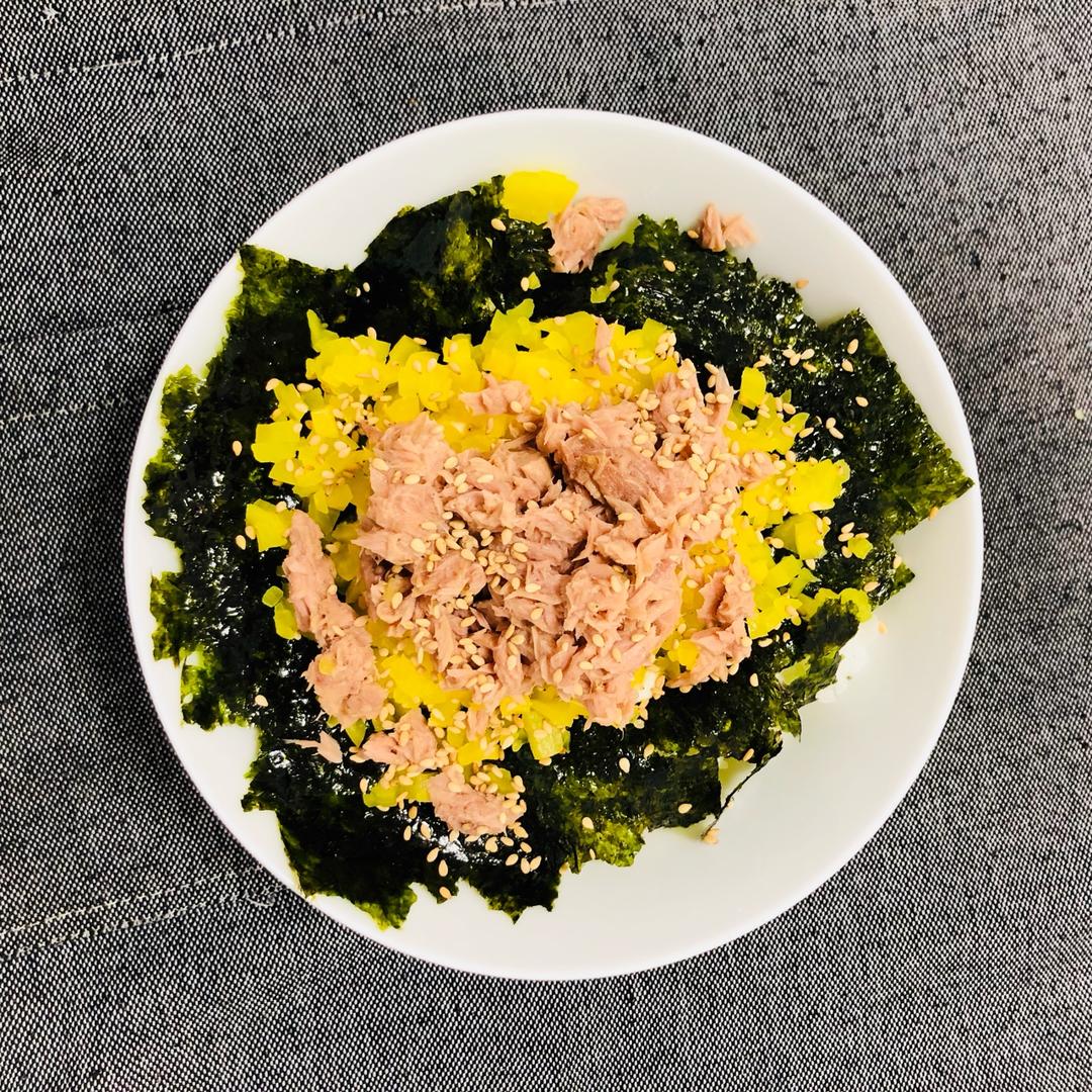 韩式金枪鱼海苔拌饭～饭团