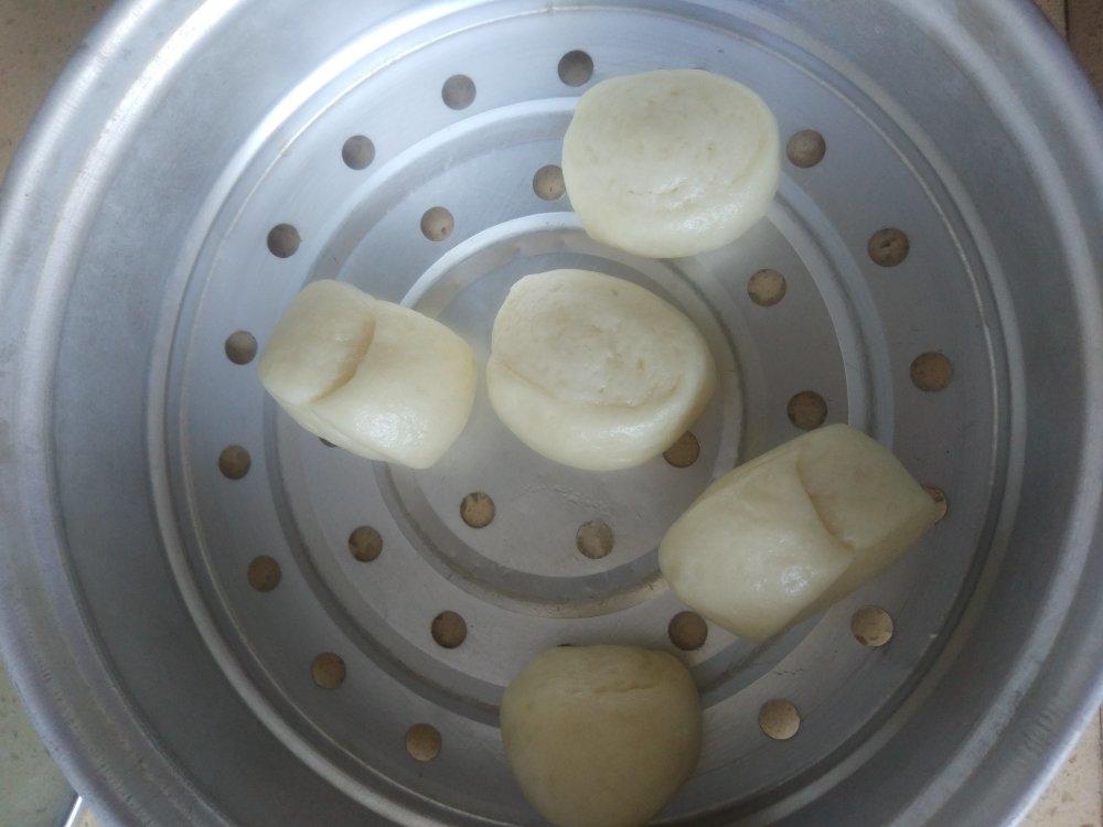 光滑且细腻的奶香馒头（一次发酵）