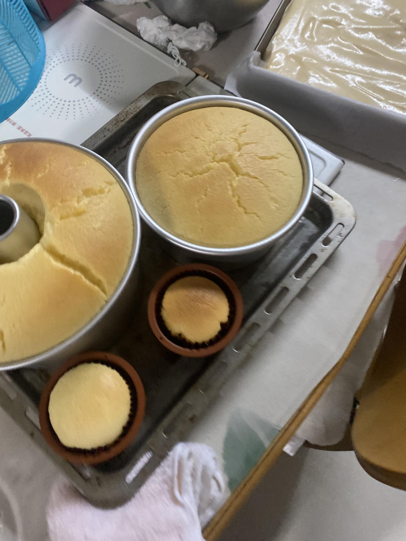 柔软细腻Q弹—酸奶&原味中空戚风蛋糕