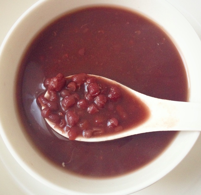 红豆薏米粥 (Red Bean and Pearl Barley Congee)