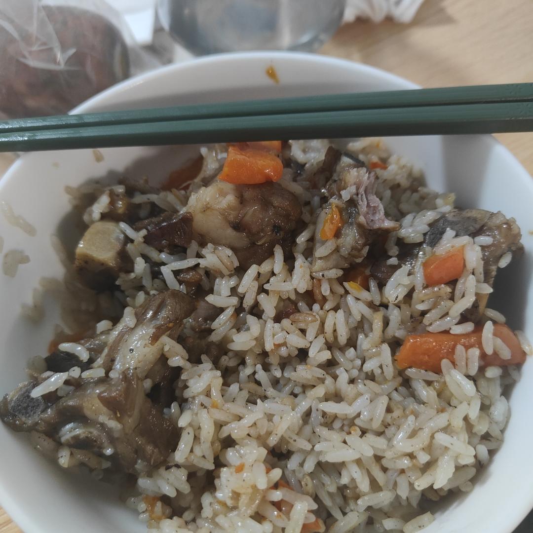 新疆羊排抓饭（出锅后米粒分明的秘密）