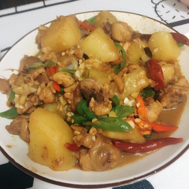 土豆炖鸡块