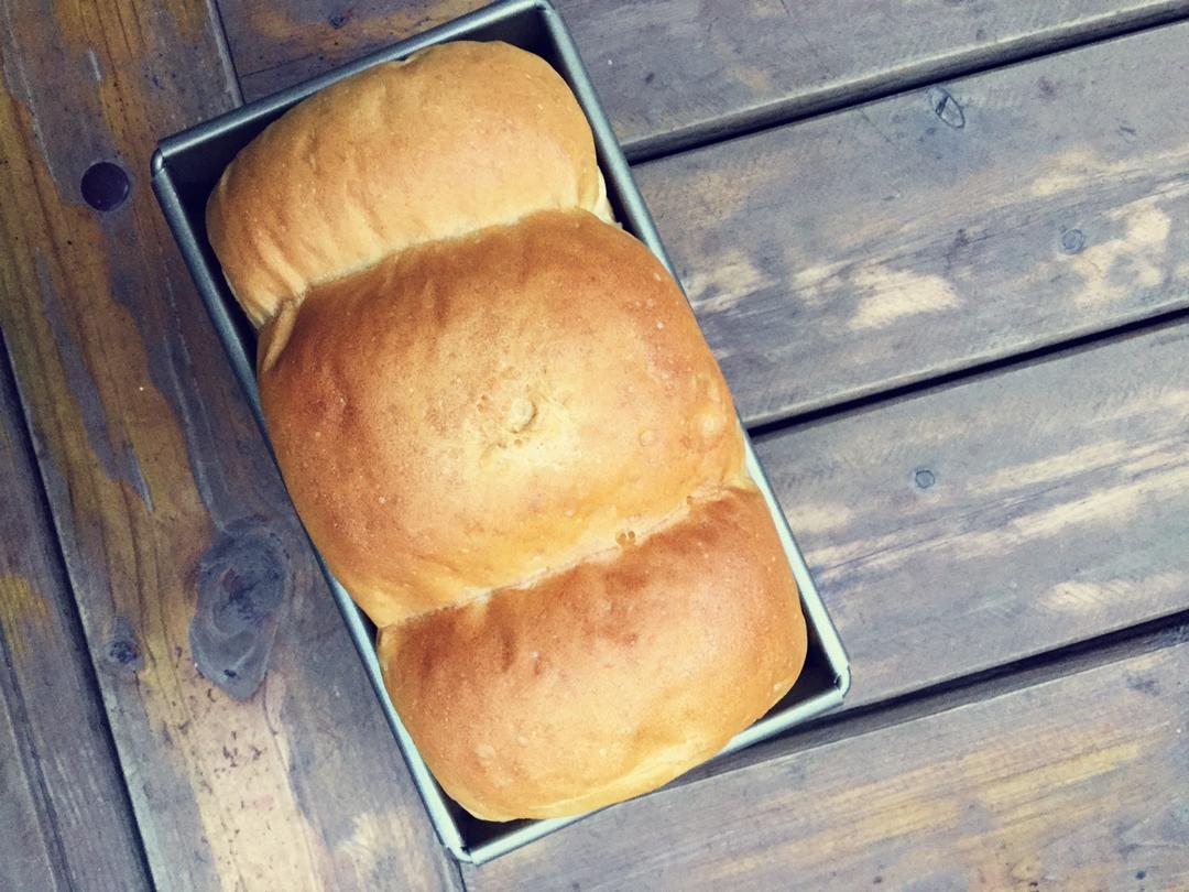 无糖的橄榄油纯素吐司——一次发酵也能夺命拉丝软